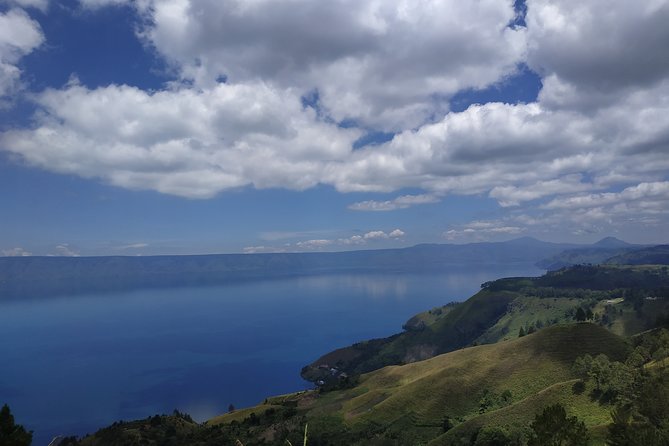 Wonderful 7 Days North Sumatra Tour (Include: 2 Days 1 Night Jungle Trekking) - Key highlights